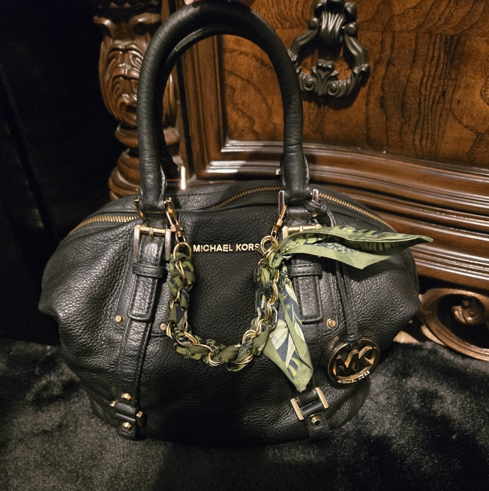 Michael Kors Medium Bedford Satchel Gold Hardware Black Leather Handbag